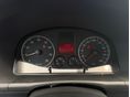 VOLKSWAGEN TOURAN 2004/7 - 26