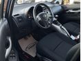 TOYOTA AURIS 2009/3 - 5