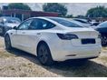 TESLA MODEL 3 2022/12 - 7