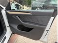 TESLA MODEL Y 2022/10 - 12