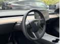 TESLA MODEL Y 2022/10 - 16
