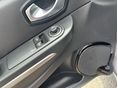 RENAULT CLIO 2016/8 - 9