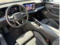 VOLKSWAGEN PASSAT 2025/7 - 9