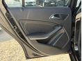 MERCEDES-BENZ A 180 2014/10 - 13