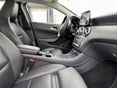MERCEDES-BENZ A-OSZTÁLY 2017/10 - 16