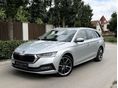 SKODA OCTAVIA Combi 1.4 TSI pHEV SportLine DSG Navi.Led.Carplay+Téligumi