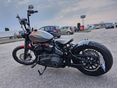 HARLEY-DAVIDSON STREET BOB 2019/7 - 8
