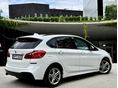 BMW 218 2018/4 - 5