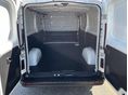 RENAULT TRAFIC 2026 - 5