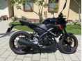 YAMAHA MT-125 
