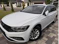 VOLKSWAGEN PASSAT 2022/9 - 3