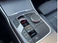 BMW 330 2024/12 - 17