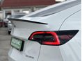 TESLA MODEL Y 2022/9 - 8