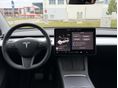 TESLA MODEL Y 2023/2 - 9