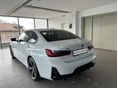 BMW 330 2024/10 - 4