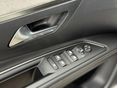 PEUGEOT 3008 2023/12 - 13