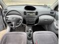 TOYOTA YARIS VERSO 2002/11 - 12