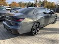 BMW 750 2023/10 - 11