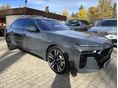 BMW 750 2023/10 - 1