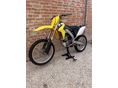 SUZUKI RM-Z 250 