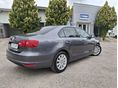 VOLKSWAGEN JETTA 2011/7 - 25