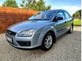 FORD FOCUS 1.6 Fresh NEM KÜLFÖLDRÖL BEHOZOTT ELSŐ TULAJDONOS GYÁRI FÉNYEZÉSLEVEHETŐ VONOHÓROG