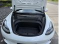 TESLA MODEL 3 2022/12 - 11