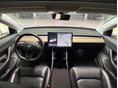 TESLA MODEL 3 2019/11 - 8