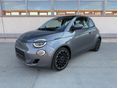 FIAT 500e La Prima 42kWh (Automata) FRISS VIZSGA - LED - ÜVEGTETŐ - ÜL.FŰT - KAMERA - TYPE2 - SZERV.KÖNYV