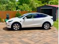 TESLA MODEL Y 2024/2 - 3