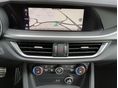 ALFA ROMEO STELVIO 2021/7 - 9