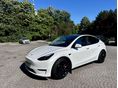 TESLA MODEL Y Long Range AWD (Automata) GARANCIÁLIS/PERFORMANCE PACKET/MAGÁNSZEMÉLYTŐL