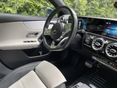 MERCEDES-BENZ A 220 2019 - 3