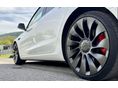 TESLA MODEL 3 2022/10 - 4
