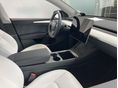 TESLA MODEL Y 2022/9 - 2