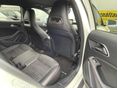 MERCEDES-BENZ GLA 220 2017/7 - 9