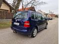 VOLKSWAGEN TOURAN 2003/9 - 4