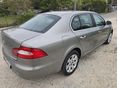 SKODA SUPERB 2011/6 - 9