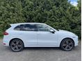 PORSCHE CAYENNE 2012/4 - 4