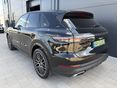 PORSCHE CAYENNE 2022/2 - 3