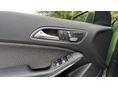 MERCEDES-BENZ A 200 2016 - 10