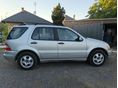 MERCEDES-BENZ ML 270 2003/4 - 7