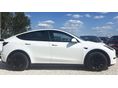 TESLA MODEL Y 2024/3 - 3