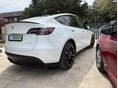 TESLA MODEL Y 2022/9 - 4