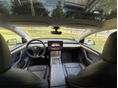 TESLA MODEL Y 2022/8 - 9