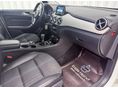 MERCEDES-BENZ B 200 2014/1 - 5