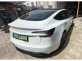 TESLA MODEL 3 2023/10 - 8
