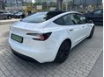 TESLA MODEL 3 2024/12 - 6
