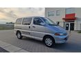 TOYOTA HIACE 2.4 D Glass Van MAGYAR. 308 EZER KILOMÉTER. 6 FŐ