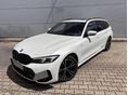 BMW 330 2024/9 - 1